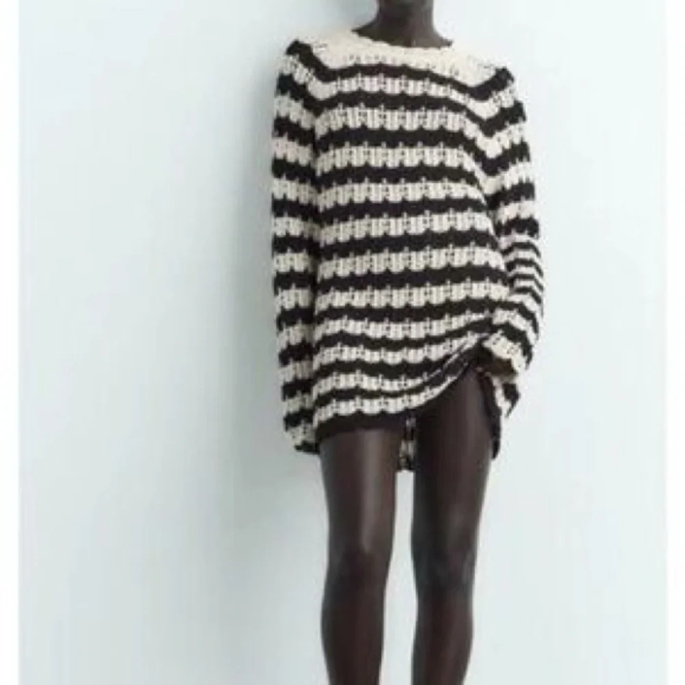 Zara Striped Black and White Knit Dress - Picture 3 of 7